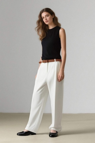 DeFacto Carrot Fit Gabardin Kumaş Pantolon Kemerli Yüksek Bel Kısa Paça D2732AX25SPWT32