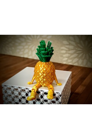 Tropikal Ananas Figürlü Sarkan Bacaklı Raf Süsü Dekoratif Masa Biblosu