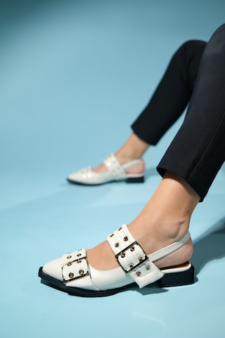 Luvishoes Paloma Ekru Cilt Tokalı Kadın Sandalet Ekru