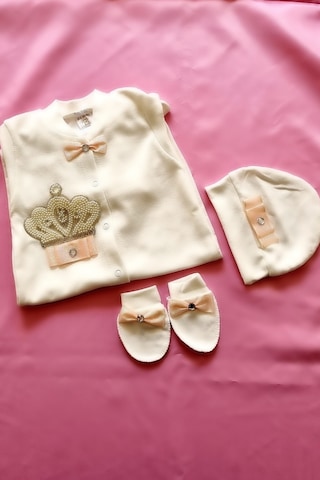 Kurdele Detaylı Taş Işlemeli Beyaz 3'lü Bebek Tulum Seti-beyaz Beyaz