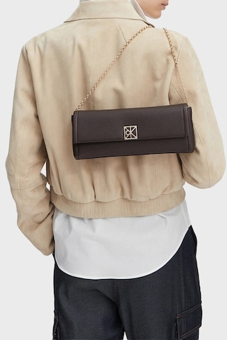 Calvin Klein Logolu Zincir Askılı Çanta Lv04f3740gbal Bayan Çanta Lv04f3740g Bal Kahve