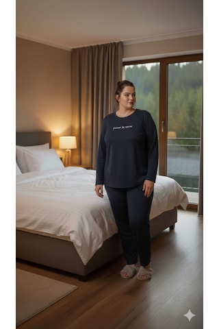 Mihra Kadife Pijama Takımı Lacivert
