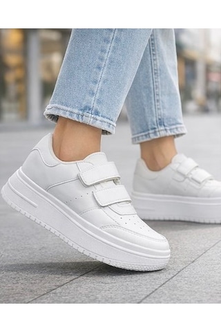 Papucumun Dünyası Aır Kalın Yüksek Taban Cırt Bantlı Kadın Sneaker Beyaz