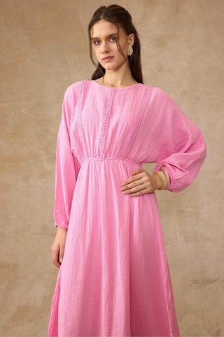 Olcay Şerit Detaylı Beli Lastikli Müslin Elbise Pembe 9453-e