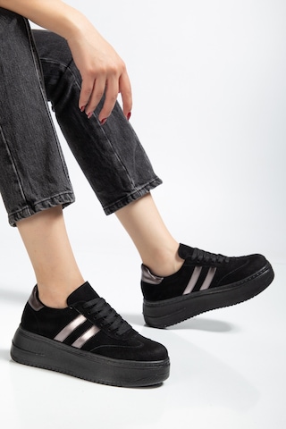 Bahrina Kadın Kalın Tabanlı Sneaker Siyah Süet Platin