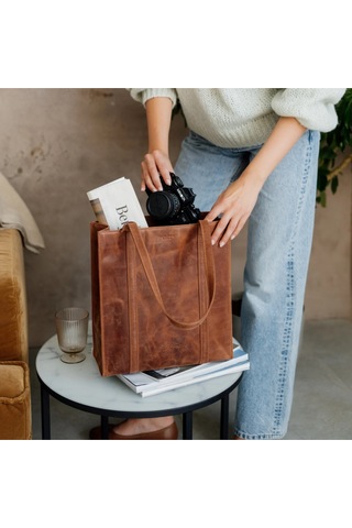 Berliner Bags Kira Deri Shopper Kadın Omuz Ve Tote Çanta, Büyük Boy, Premium Tasarım Omuz Çantası Kahverengi