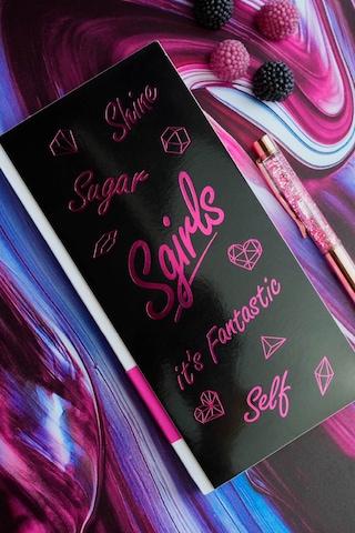 Sgirls- Sert Kapak Planlayıcı Defter 8,5x18,5 Cm , 100 Gr. 80 Yaprak Ivory. Siyah