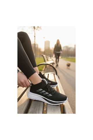 Enoch Kadın Hafif Koşu Ayakkabısı Nefes Alan Triko Örgü Sneaker Siyah Beyaz