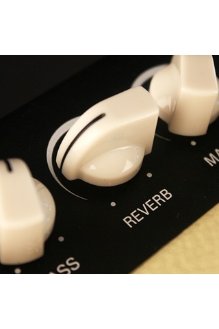 Cort Cm30R Black Elektro Gitar Amfisi