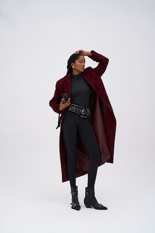 Mai Collection Mai Studios Co. Anvers Boğazlı Siyah Crop