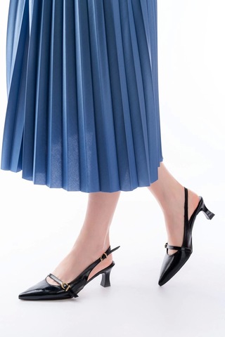 H-470 Siyah Rugan Baret Tokalı Arkası Açık Günlük Kadın Sandalet Siyah