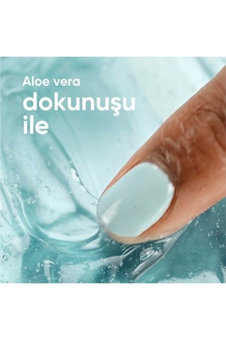 Gillette Venus Bikini Bölgesine Özel Cilt Koruma Bariyerli Kadın Tıraş Başlığı 3'lü Paket Hassas