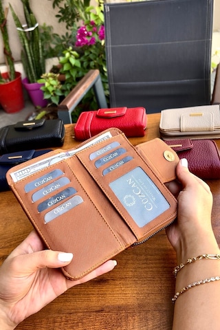 Lavinia Taba Vegan Deri Kadın Cüzdan Fermuarlı Ve Mıknatıslı 16x9 Cm Kahverengi