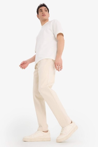 DeFacto Slim Tapered Fit Dar Kalıp Normal Bel Daralan Paça Jean Pantolon C9743AX24AUBG714