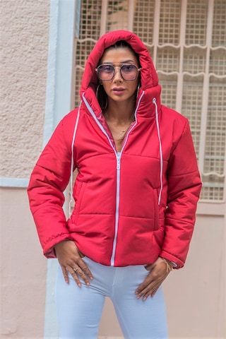 Kadın Bordo Su Geçirmez Kapüşonlu Şişme Mont