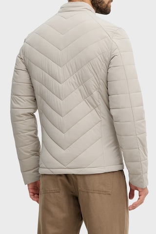 Guess Erkek Mont M4yl05 Wg9o2 A90n Bej Bej
