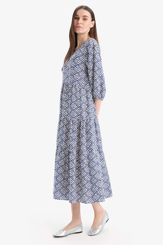 Defacto Regular Fit Desenli V Yaka Uzun Kollu Maxi Elbise E8302AX25SP İndigo