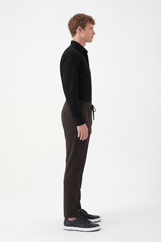 Sabri Özel Giotelli Erkek Koyu Kahve Dar Kesim Slim Fit Yan Cep Bel Lastikli Jogger Pantolon