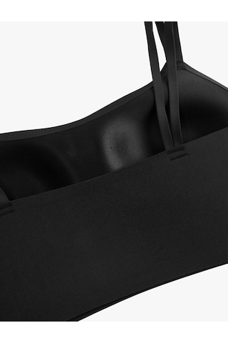 Koton İnce Askılı Slim Fit Kolsuz Kaplı Sporcu Sütyeni Siyah 6sak30075nk