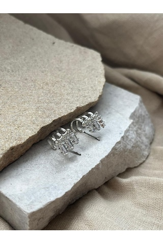 Gümüş Renkli Taşlı Çoklu Görüntülü Küpe Çok Renkli