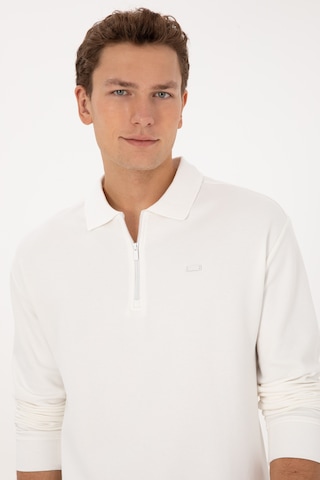 U.S. Polo Assn. Erkek Comfort Fit Yarım Fermuarlı Beyaz Sweatshirt 50316484-VR184