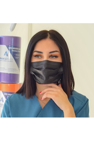 3 Katmanlı Tek Kullanımlık Lastikli Maske