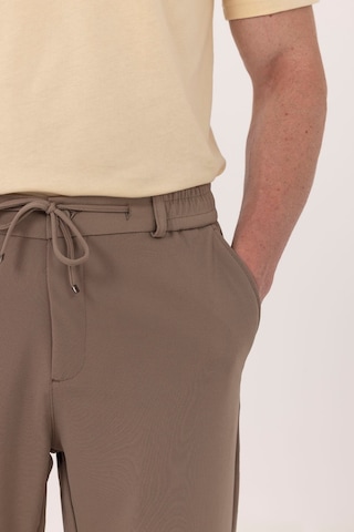 Sabri Özel Vizon Dokulu Arka Lastikli Köprü Kemerli Bağcıklı Slim Fit Jogger Pantolon