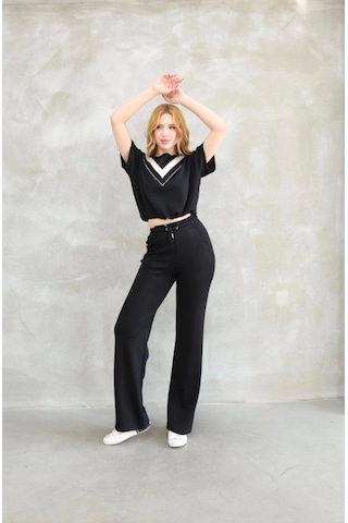 Modasize Osy Modal Yumuşak Dokulu Kumaş Bisiklet Yaka Parçalı Detaylı Kısa Kollu Takım - Siyah Siyah