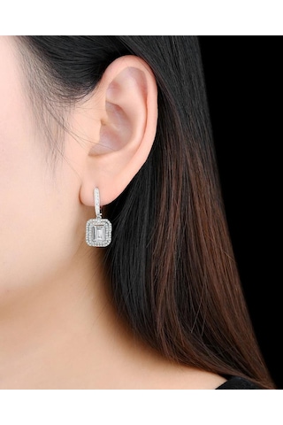 Pırlanta Model Baget Taşlı Lüks Sallantılı Gümüş Kadın Küpe Gümüş