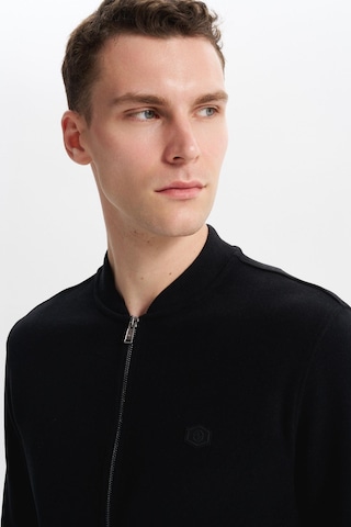 AR-MA Arma Erkek Slim Fit Selanik Kumaş Tam Fermuar Fleto Cepli Kapüşonsuz Kolej Yaka Sweatshirt K30324698302 Siyah