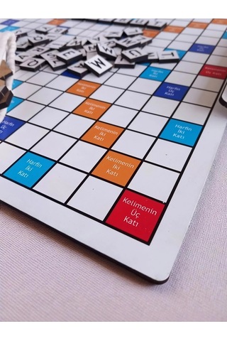 Ahşap Kelime Oyunu Katlanabilir Tabla 37x37 Cm