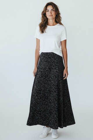 Kadın Beli Lastikli Desenli Sekiz Parça Balık Etek Siyah