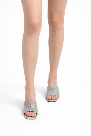 Tual Shoes Kadın Silver Örgü Detaylı Topuklu Terlik Gümüş