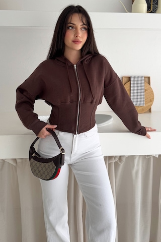 Kadın Siyah Fermuarlı Hoodie Minimal Sokak Ruhuyla Kahverengi