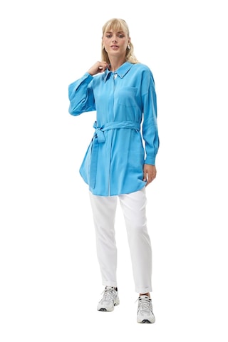 Kayra Yakası Kuş Gözü Detaylı Rayon Tunik Gök Mavi