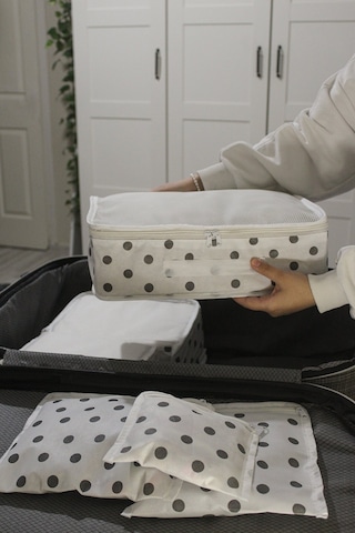 Adarya Home Puantiye Desen Valiz Düzenleyici Bavul İçi Organizer Set 6'lı Beyaz