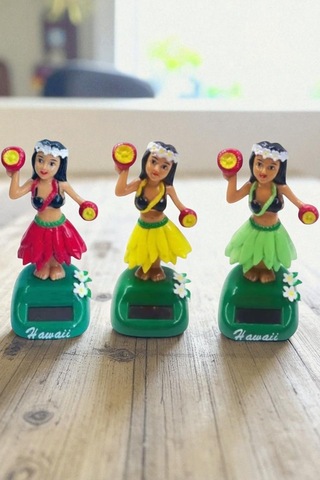 Dans Eden Hawai Figür