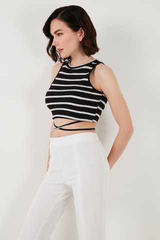 Lela Çizgili Slim Fit Bağlama Detaylı Bayan Crop 5865715 Siyah-Beyaz