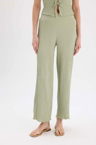 Defacto Wide Leg Geniş Paça Beli Lastikli Basic Düz Bürümcük Pantolon D3570AX24AUGN1105 Yeşil