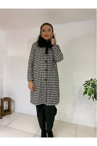 Kazayağı Desenli Büyük Beden Siyah Kaban