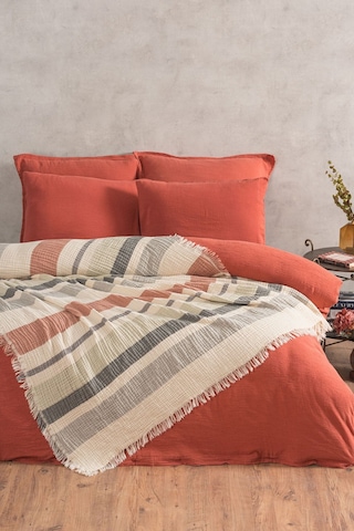 Varol 4 Katlı %100 Pamuk Müslin Pike & Yatak Örtüsü 230x250 Cm Kıremıt/230x250 Kiremit