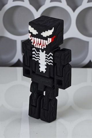 Venom - Oynar Eklemli Oyuncak Figür