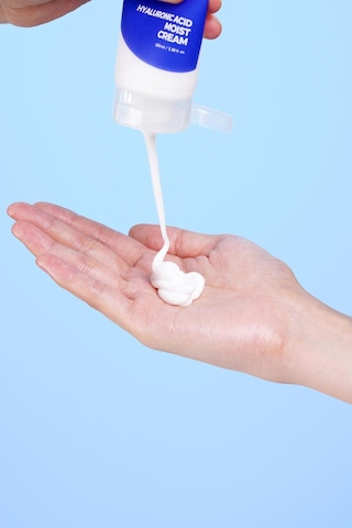 Isntree Hyaluronic Acid Moist Cream 100 Ml 10 Tip Hyalüronik Asit İçeren Nemlendirici Krem Kuru Cilt