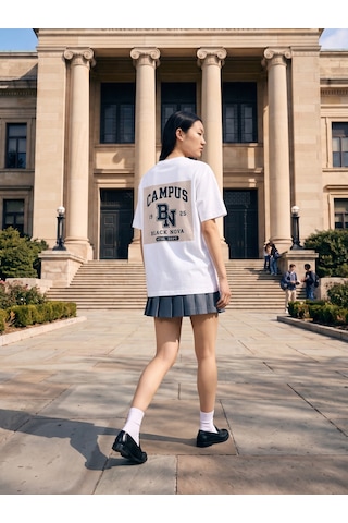 Black Nova Oversize Baskılı Unisex Tişört Nova Campus Beyaz