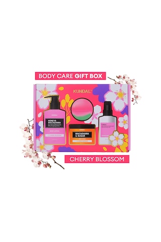 Yoğun Nemlendirme Etkili Dörtlü Vücut Bakım Seti Kundal Bath & Body Gift Edition Cherry Blossom