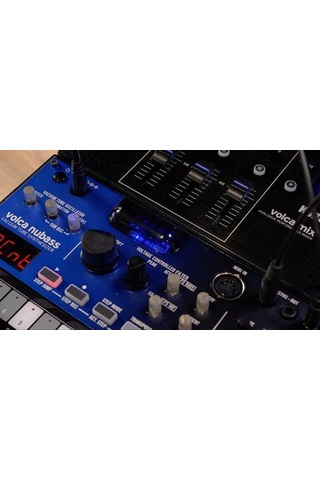 Korg Volca Nubass Vacuum Tube Synthesizer