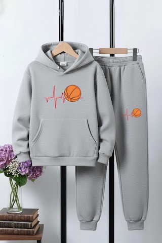 Fyk Kids 3 İplik Şardonlu Kışlık Nabız Basketbol Baskılı Kanguru Cepli Kapüşonlu Erkek Çocuk Eşofman Takımı Gri