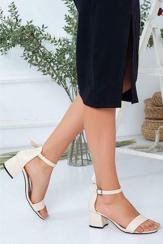 Ayakkabımood Gizzah Ten 5Cm Bayan Tek Bant Topuklu Ayakkabı