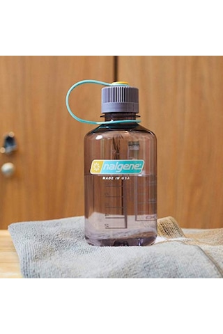 Dar Ağızlı Bpa Içermeyen Su Şişesi 32 Oz Çok Renkli