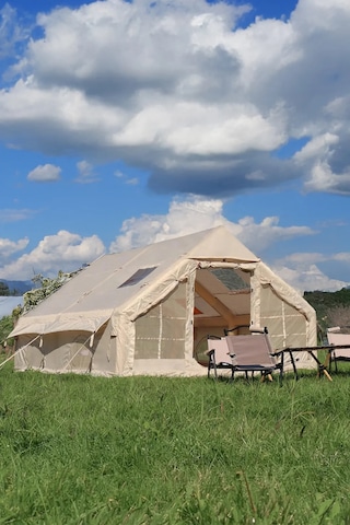 Onetick 12 Kişilik 4 Mevsim Şişme Kamp Çadırı Bej